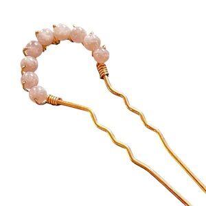 Elegant Gold and Pink Hairpin